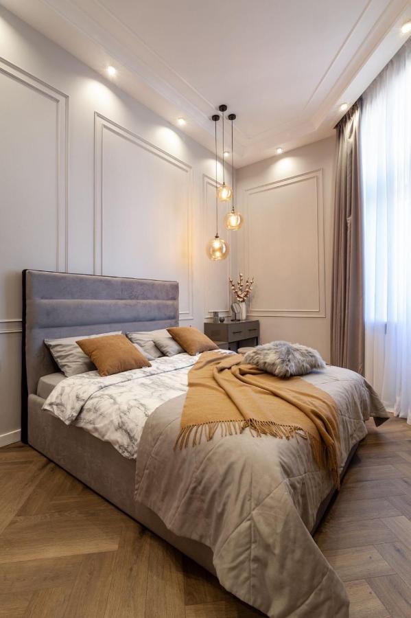 Кості Левицького 11 Lviv Exteriör bild