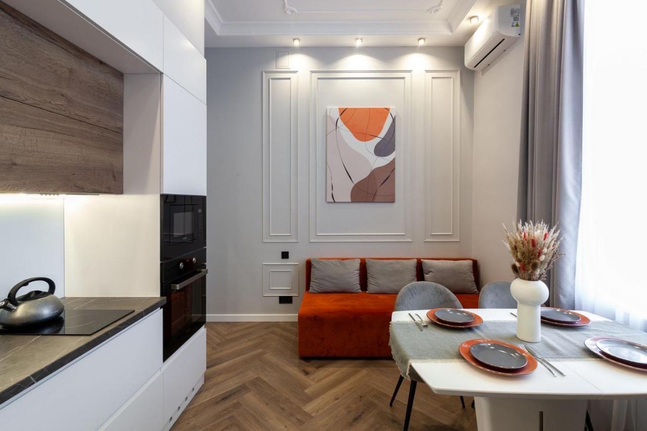 Кості Левицького 11 Lviv Exteriör bild