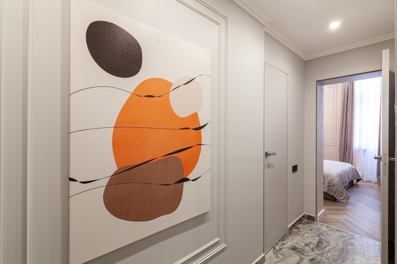 Кості Левицького 11 Lviv Exteriör bild